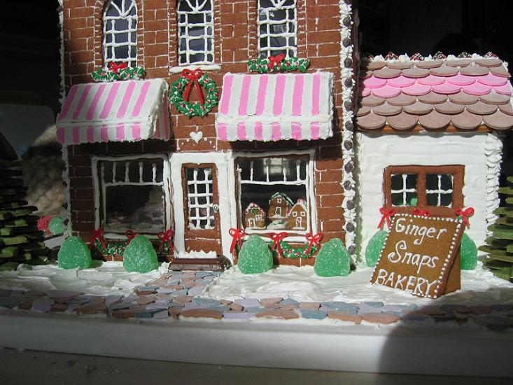 Cookie House 2004 detail